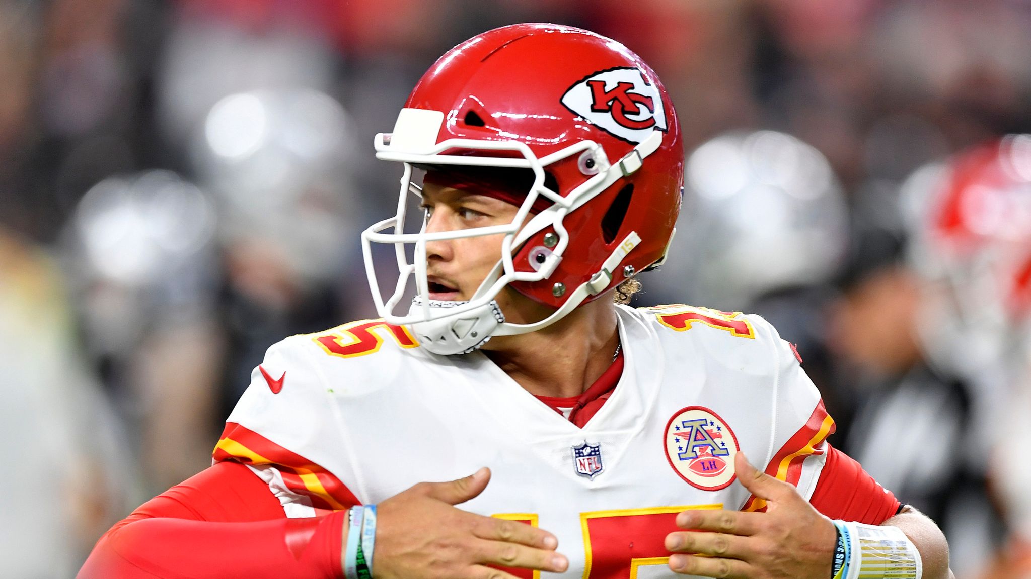 Kansas City Chiefs 35-31 Las Vegas Raiders: Patrick Mahomes throws