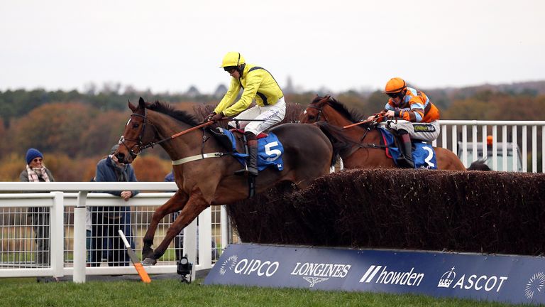 Brendan Powell and Lostintranslation en route to victory in the 1965 Chase