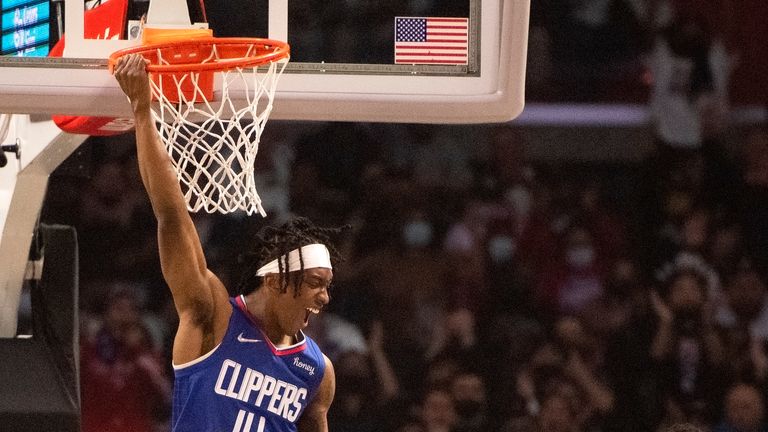 Ivica Zubac provided an incredible behind the back assist for Terance Mann as the Los Angeles Clippers opened up an early lead over the Dallas Mavericks.