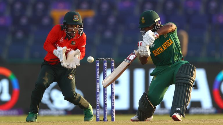 Bavuma produced a captain's performance to inspire South Africa to a third consecutive Group 1 victory