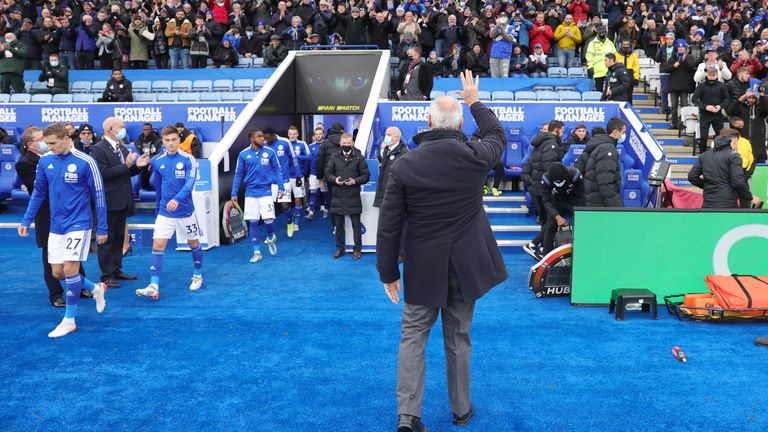 LEICESTER, ENGLAND - NOVEMBER 28: Watford Manager Claudio Ranieri acknowledges the Leicester City fans on his return to King Power Stadium ahead of the Premier League match between Leicester City and Watford at King Power Stadium on November 28, 2021 in Leicester, England. (Photo by Plumb Images/Leicester City FC via Getty Images)