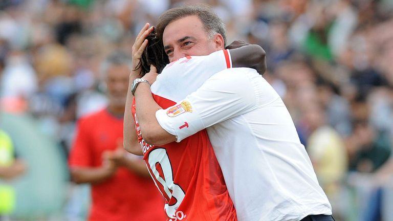 ***DO NOT USE*** THIS IMAGE IS NO LONGER AVAILABLE TO LICENCE FROM ALAMY

Braga manager Carlos Carvalhal embraces Roger Fernandes after he scores in the 5-0 Portuguese Cup win over Moitense (Sipa US/Alamy Stock Photo)