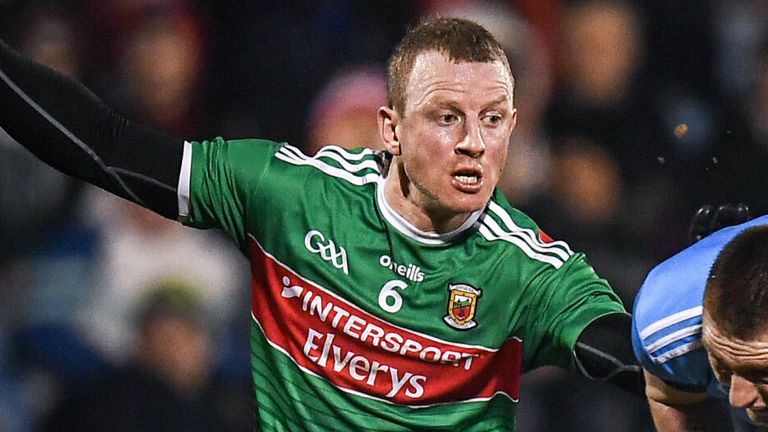 1 February 2020; John Small of Dublin is tackled by Colm Boyle, left, and James Carr of Mayo during the Allianz Football League Division 1 Round 2 match between Mayo and Dublin at Elverys MacHale Park in Castlebar, Mayo. Photo by Harry Murphy/Sportsfile