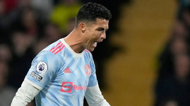 Cristiano Ronaldo muestra su frustración durante la derrota del Manchester United ante Watford