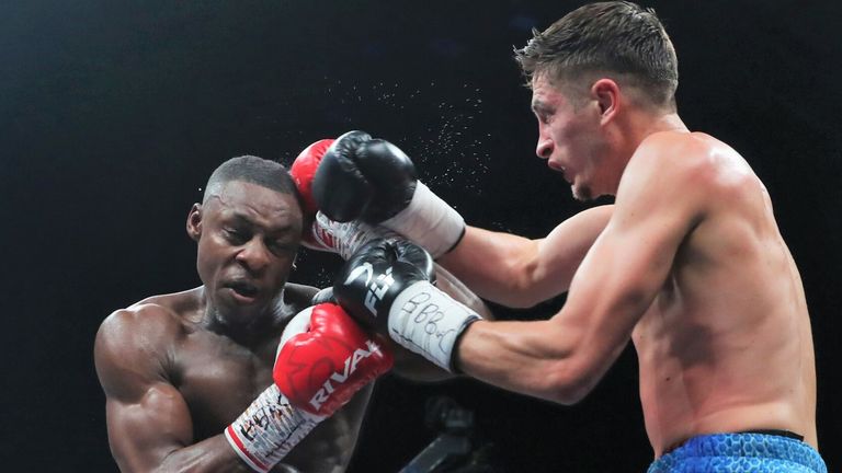 Dan Azeez stops Hosea Burton in seventh round to become new British light-heavyweight champion |  Boxing News