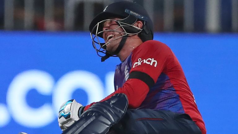 Jason Roy s'est blessé lors de la course-poursuite de l'Angleterre contre l'Afrique du Sud samedi