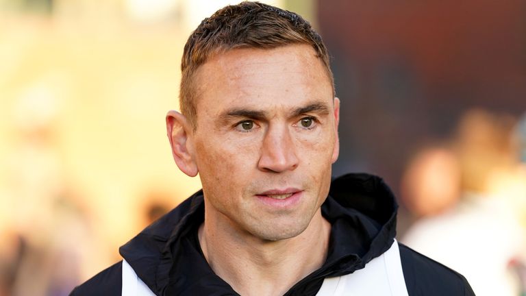 Kevin Sinfield before starting the Extra Mile Challenge from the Mattioli Woods Welford Road Stadium in Leicester to the Emerald Headingly Stadium in Leeds. Picture date: Monday November 22, 2021.