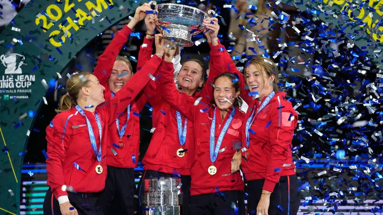 El equipo de Rusia puso fin a su sequía de 13 años para hacerse con la Copa Billie Jean King