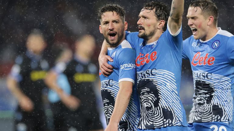 Napoli players wore special shirts with Diego Maradona&#39;s face on them