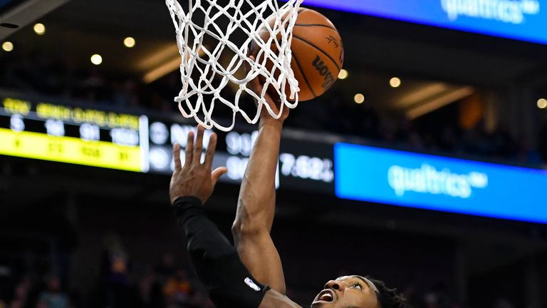 Utah Jazz guard Donovan Mitchell (45) shoots during the first half of the team&#39;s NBA basketball game against the New Orleans Pelicans on Saturday, Nov. 27, 2021, in Salt Lake City. (AP Photo/Alex Goodlett)


