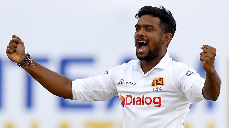 Le spinner Ramesh Mendis a des chiffres de 4-18 en deuxième manche pour le Sri Lanka