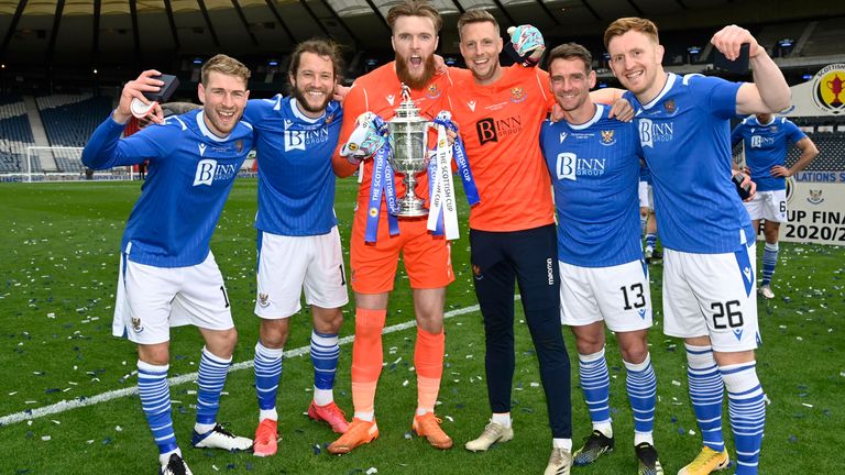 St Johnstone's stars show off the Scottish Cup after winning last season