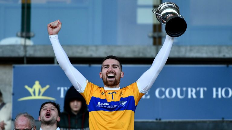 21 November 2021; St Rynagh's captain Conor Clancy lifts the Sean Robbins Cup after the Offaly County Senior Club Hurling Championship Final match between Coolderry and St Rynagh's at Bord na Mona O'Connor Park in Tullamore, Offaly. Photo by Ben McShane/Sportsfile