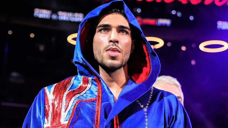 Tommy Fury ‘extraordinarily unfortunate’ to overlook out on Jake Paul combat and might reschedule bout in 2022, suggests promoter Frank Warren | Boxing Information