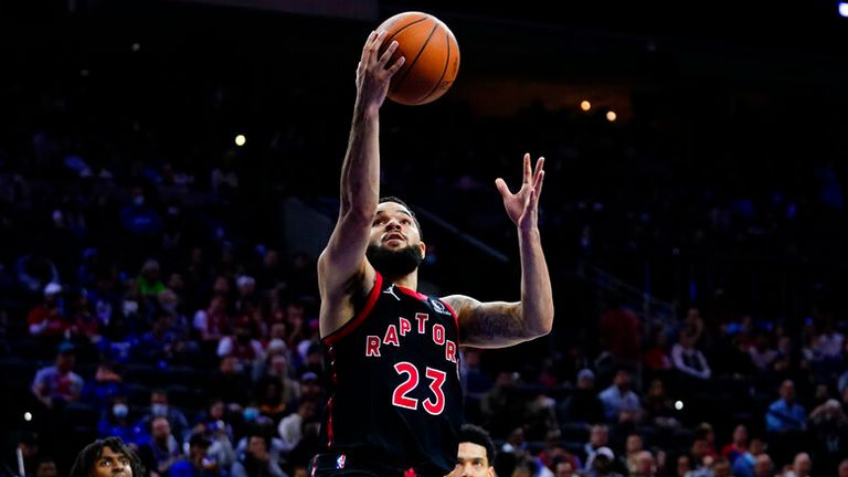 Toronto Raptors' Fred VanVleet (23) goes for a shot in the first half of an NBA basketball game against the Philadelphia 76ers on Thursday, November 11, 2021 in Philadelphia.  (AP Photo / Matt Slocum)