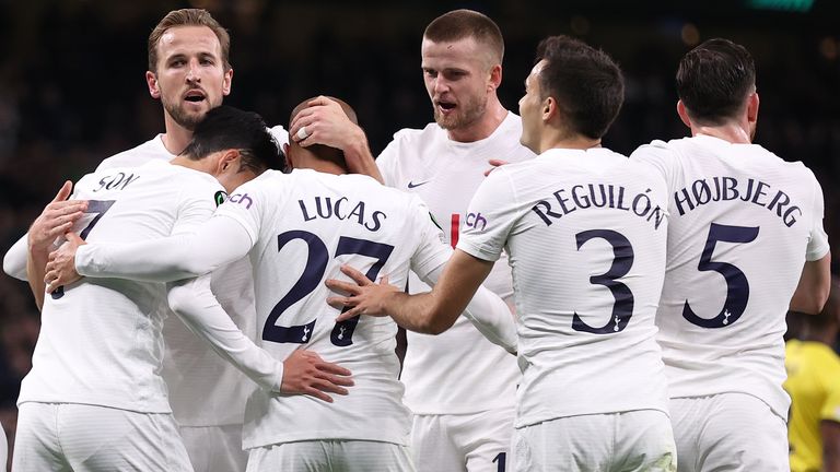 Lucas Moura celebrates with team-mates after putting Tottenham 2-0 up against Vitesse