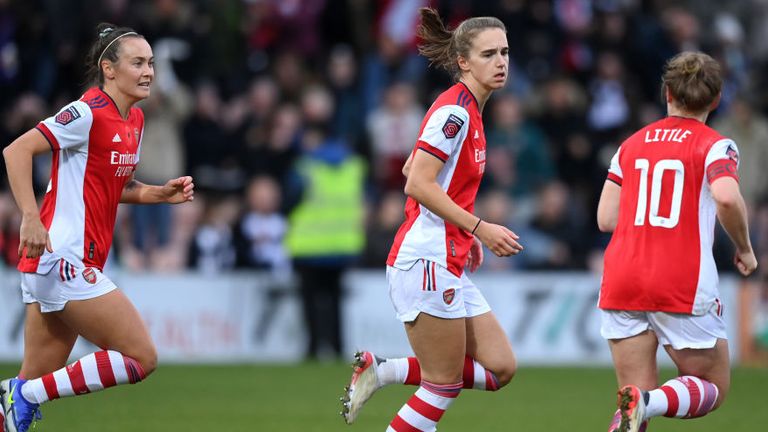Vivianne Miedema salvaged a late draw for Arsenal in the Women's Super League