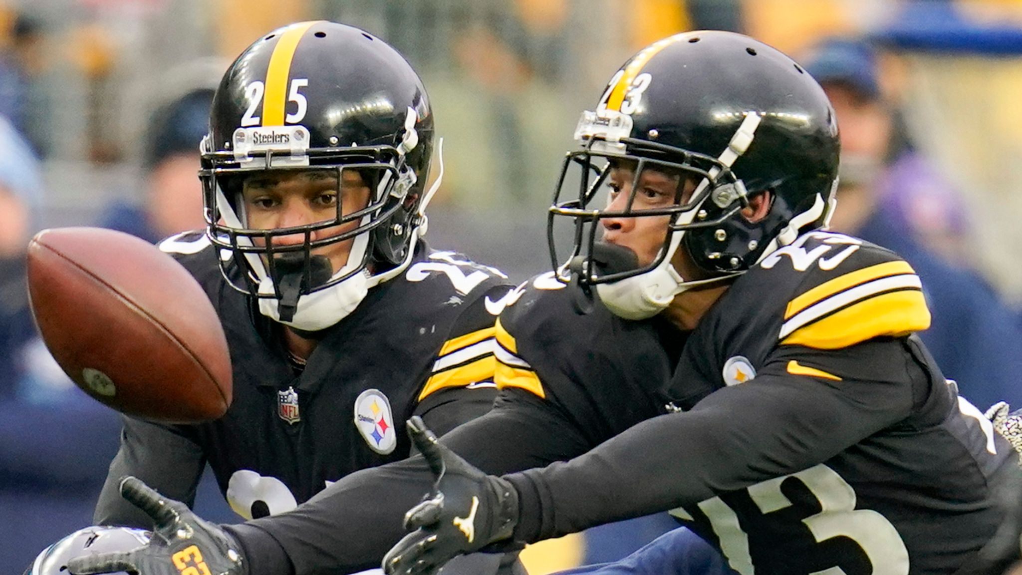 Pittsburgh Steelers - Cam Sutton intercepts it & Pat Freiermuth