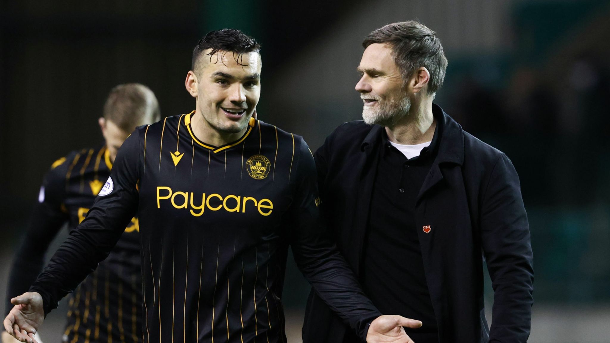 Tony Watt Dundee United podepsalo do roku 2025 útočníka z Motherwellu