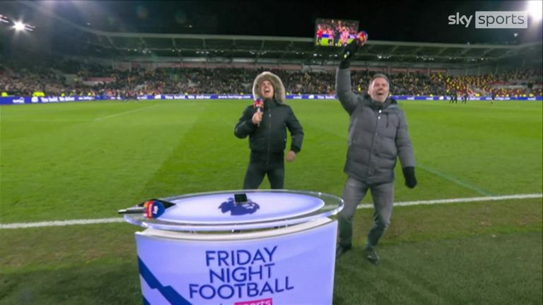 Monday Night Football: Gary Neville and Jamie Carragher discuss weekend  games and Deadline Day, Watch Sky Sports