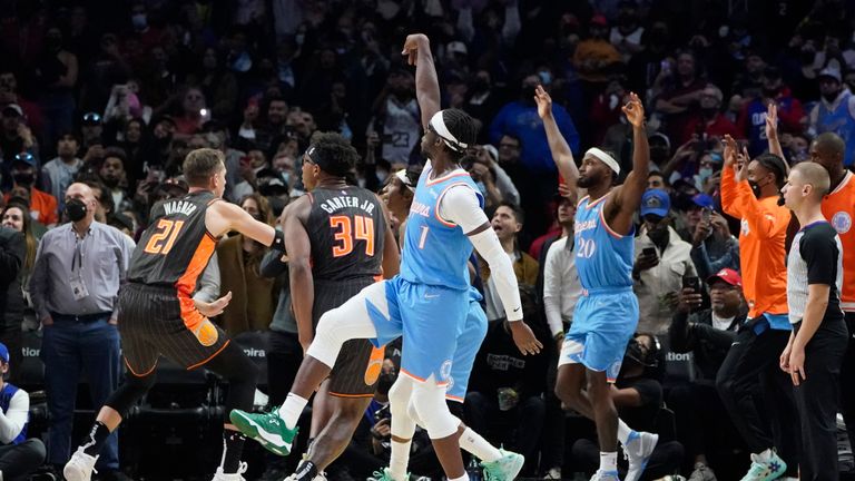 Reggie Jackson made the winning field goal with less than three seconds to go as the Los Angeles Clippers went on to beat the Orlando Magic 106-104.