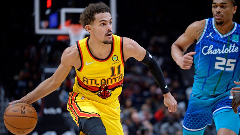 Despite providing 15 assists, Atlanta&#39;s Trae Young ended up on the losing side against Charlotte.