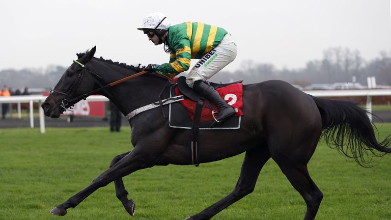 Broomfield Burg overcomes the obstacle for opening rookies in Kempton on Boxing Day.