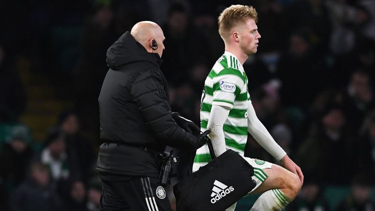GLASGOW, SCOTLAND - DECEMBER 02: Celtic&#39;s Stephen Welsh goes off with an injury during a cinch Premiership match between Celtic and Heart of Midlothian at Celtic Park, on December 02, 2021, in Glasgow, Scotland. (Photo by Craig Foy / SNS Group)