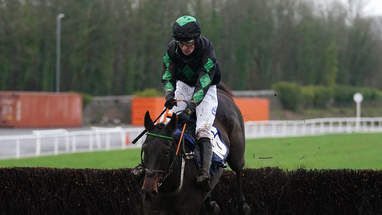 Iwilldoit jumps the last at Chepstow clear of the field in the Welsh National