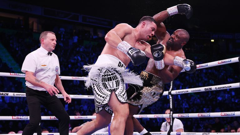 Joseph Parker vs Derek Chisora, WBO Intercontinental Heavyweight Title Fight, Manchester.18 December 2021.Picture By Mark Robinson Matchroom Boxing.