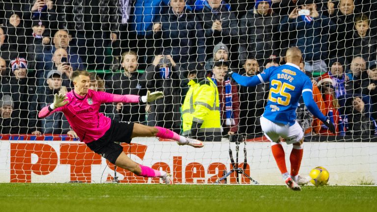 EDINBURGH, SCOTLAND - DECEMBER 01: during a Cinch Premiership match between Hibernian and Rangers at Easter Road, on December 01, 2021, in Edinburgh, Scotland.  (Photo by Craig Foy / SNS Group)