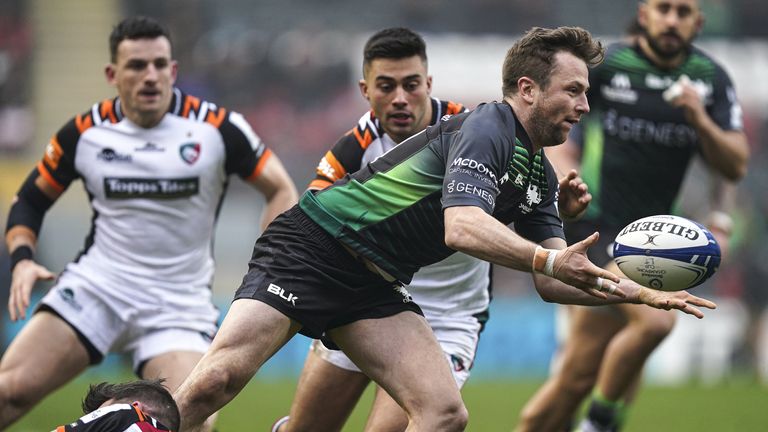 Leicester Tigers' Freddie Burns tackles Connacht's Jack Carty