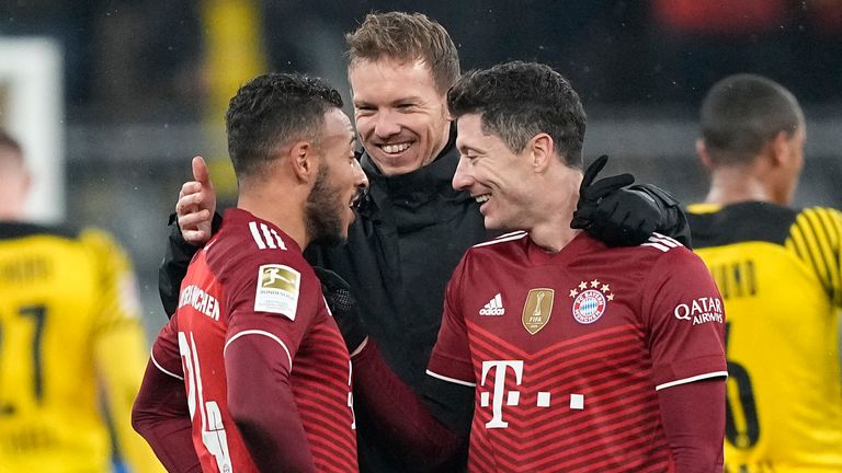 Julian Nagelsmann celebra con Lewandowski