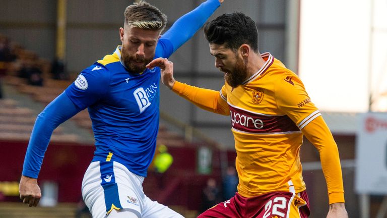 MOTHERWELL, SCOTLAND - DECEMBER 18: Shaun Rooney and Liam Donnelly (r) in action during a cinch Premiership match between Motherwell and St Johnstone at Fir Park, on December 18, 2021, in Motherwell, Scotland. (Photo by Craig Foy / SNS Group)