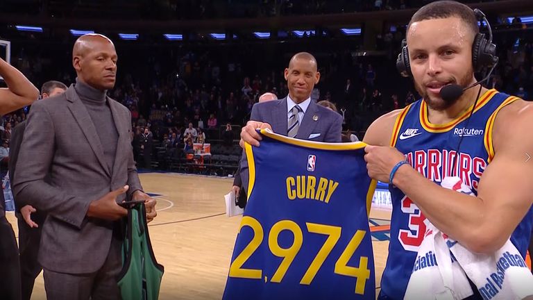 Stephen Curry sets NBA three-point record