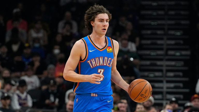 Oklahoma City Thunder guard Josh Giddey (3) during the second half of an NBA basketball game against the Phoenix Suns, Thursday, Dec. 23, 2021, in Phoenix. (AP Photo/Rick Scuteri)


