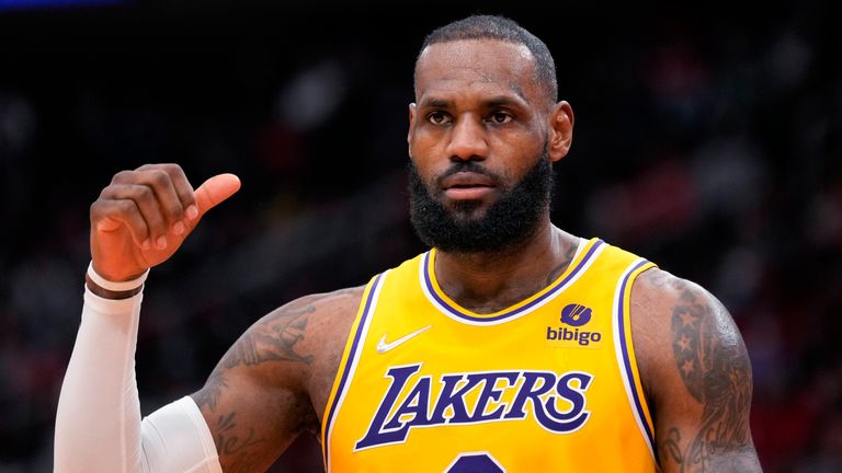 Los Angeles Lakers forward LeBron James reacts after blocking a shot by Houston Rockets forward David Nwaba during the second half of an NBA basketball game Tuesday, Dec. 28, 2021, in Houston. (AP Photo/Eric Christian Smith)


