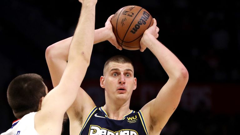 Jokic looks for a teammate against the Clippers