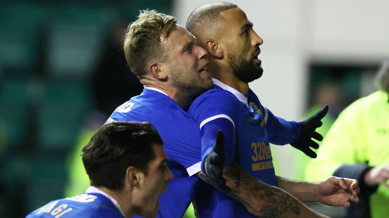 EDINBURGH, SCOTLAND - DECEMBER 01: Rangers&#39; Kemar Roofe celebrates making it 1-0  with Scott Arfield (left) during a Cinch Premiership match between Hibernian and Rangers at Easter Road, on December 01, 2021, in Edinburgh, Scotland.  (Photo by Craig Williamson / SNS Group)