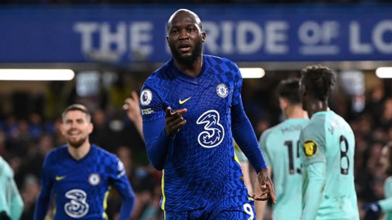 Romelu Lukaku headed Chelsea in front