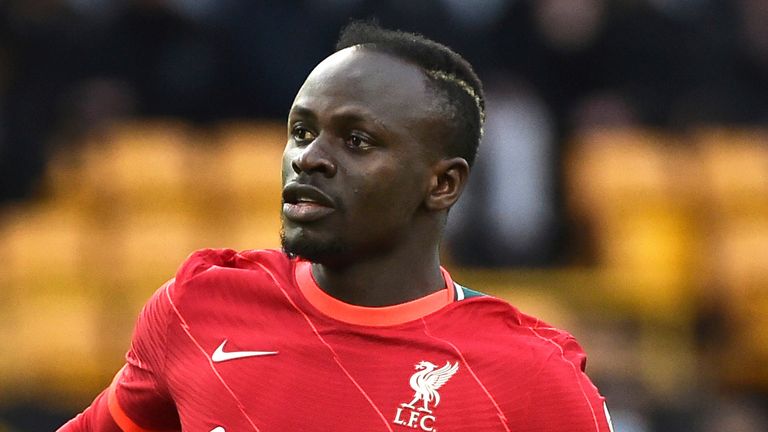 Liverpool ... s Sadio Mane during the English Premier League soccer match between Wolverhampton Wanderers and Liverpool at Molineux stadium in Wolverhampton, England, Saturday, Dec.  4, 2021. (AP Photo / Rui Vieira) ..