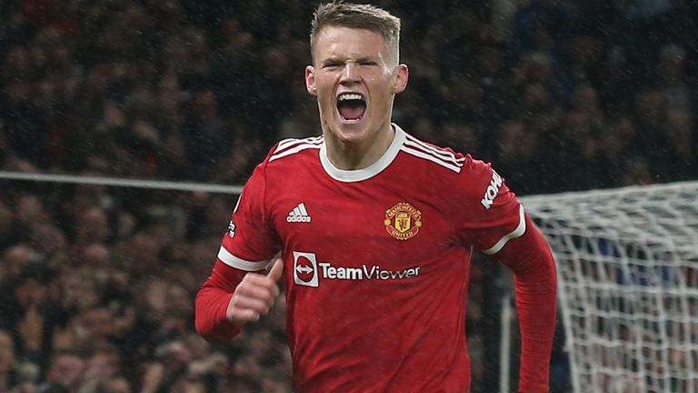 Scott McTominay anota para Man Utd contra Burnley