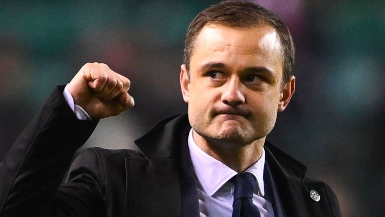 EDINBURGH, SCOTLAND - DECEMBER 22: New Hibs Manager Shaun Maloney celebrates at Full Time  during a Cinch Premierhsip match between Hibernian and Aberdeen at Easter Road, on December 22, 2021, in Edinburgh, Scotland. (Photo by Paul Devlin / SNS Group)