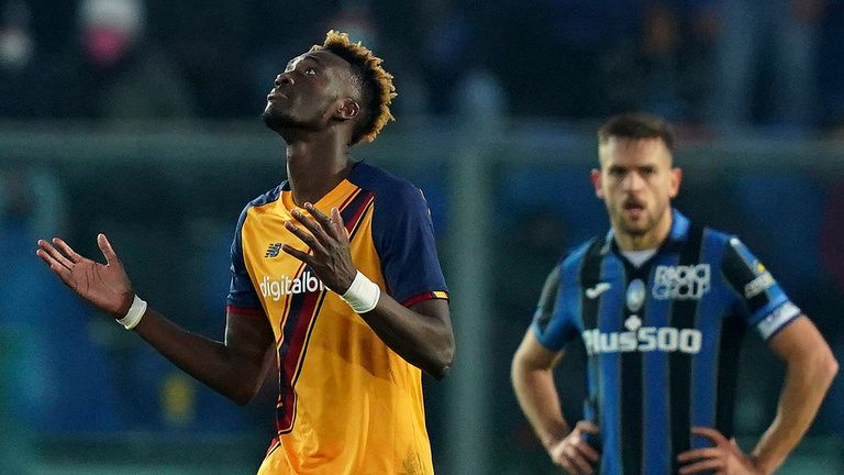 Tammy Abraham dio en el blanco para la Roma           