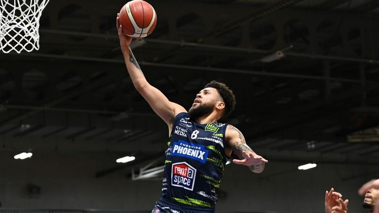 Okereafor rises to the basket while in action for the Cheshire Phoenix (Image: Cheshire Phoenix)