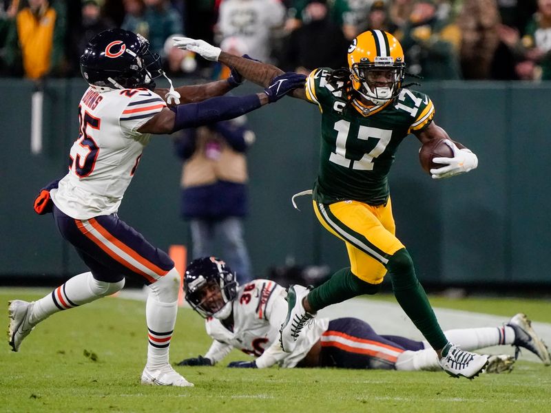 Rodgers Throws 4 TD Passes, Packers Defeat Bears 45-30, Chicago News