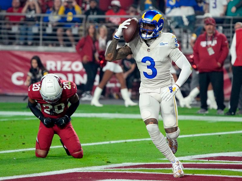 Stafford Propels Rams Past Cardinals 34-11 In Playoff Rout