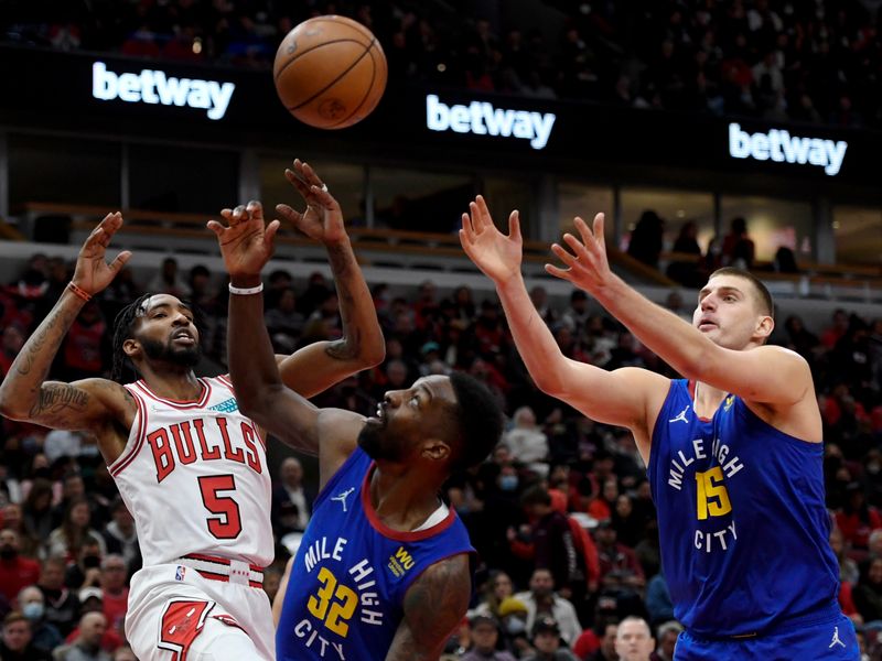 Embiid has 43 points, 14 rebounds; 76ers thump Bulls 121-106