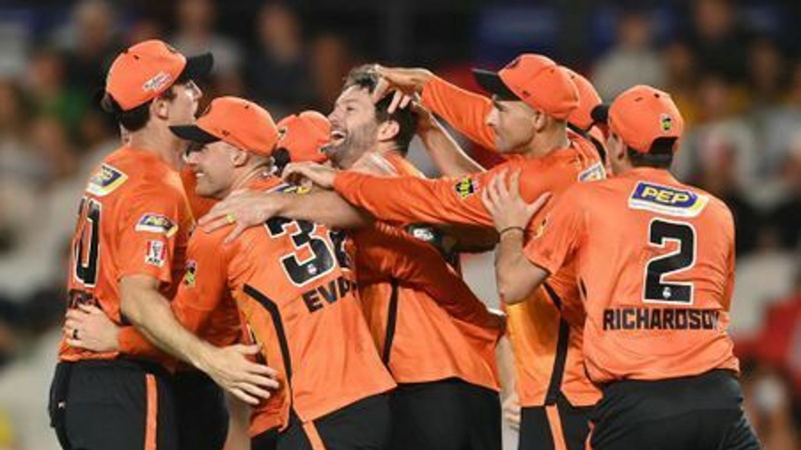 Big Bash League Final: Laurie Evans Smashes Perth Scorchers Out Of ...