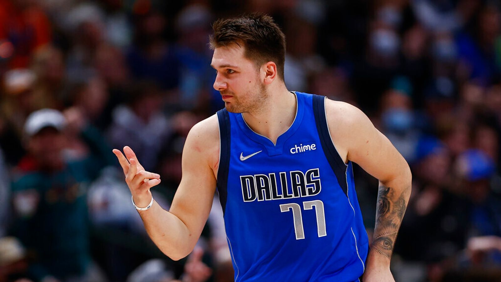 Luka Doncic steals and sinks buzzer-beating 3! | NBA News | Sky Sports